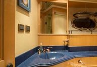 90′ 2001 Sovereign Pilothouse ‘One Shot’