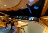 90′ 2001 Sovereign Pilothouse ‘One Shot’