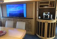 90′ 2001 Sovereign Pilothouse ‘One Shot’