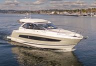 38′ 2018 Jeanneau Leader
