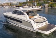 38′ 2018 Jeanneau Leader