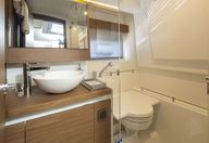 38′ 2018 Jeanneau Leader