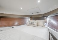 46′ 2018 Sea Ray Sundancer