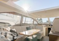 46′ 2018 Sea Ray Sundancer