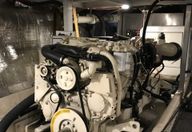 56′ 1999 Navigator