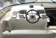 56′ 1999 Navigator