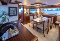 85′ 2012 Ocean Alexander