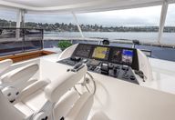 85′ 2012 Ocean Alexander