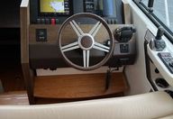 44′ 2015 Tiara