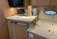 35′ 2003 Tiara