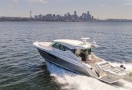 44′ 2019 Tiara