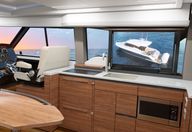 Tiara Yachts 48 LE