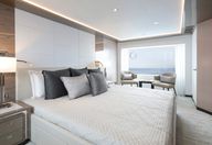 32 Explorer Ocean Alexander