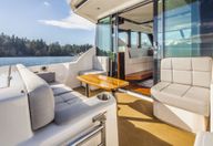 39′ 2016 Tiara