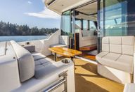 39′ 2016 Tiara