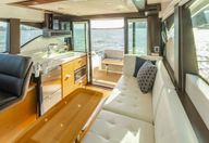 39′ 2016 Tiara