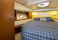 39′ 2016 Tiara