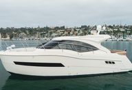 37′ 2016 Carver