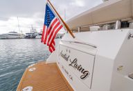 37′ 2016 Carver