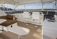 68′ 2002 West Bay