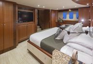 78′ 2012 Ocean Alexander