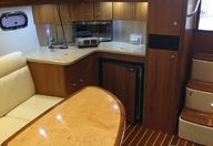 36′ 2005 Tiara