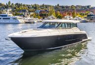49′ 2020 Tiara