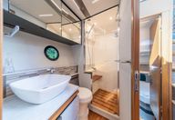 49′ 2021 Tiara