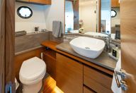 49′ 2022 Tiara