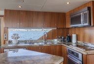 72′ 2015 Ocean Alexander