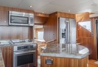 72′ 2015 Ocean Alexander