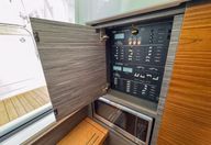 38′ 2020 Tiara
