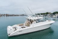 35′ 2018 Pursuit