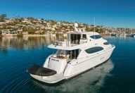 80′ 2006 Hatteras