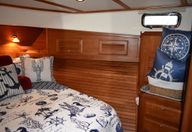 42′ 2011 Sabre