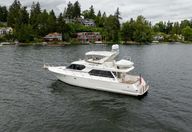 58′ 2001 West Bay