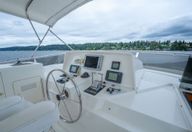 58′ 2001 West Bay