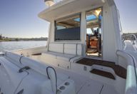 52′ 2005 Tiara
