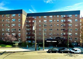 3240 Riverdale Avenue Unit: 4G