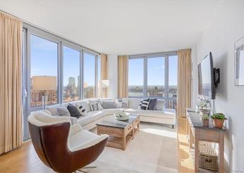 310 W 52nd Street Unit: 38B