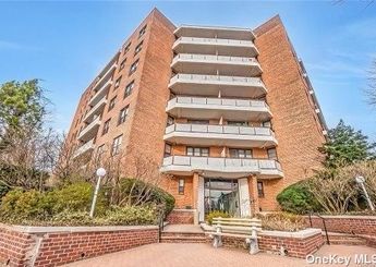 325 King Street Unit: 1H