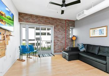 645 W 9th Street Unit: 306