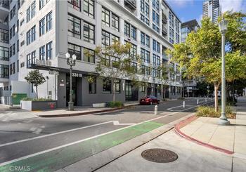 330 W 11th Street Unit: 102