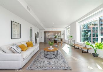 1050 S Grand Avenue Unit: 802