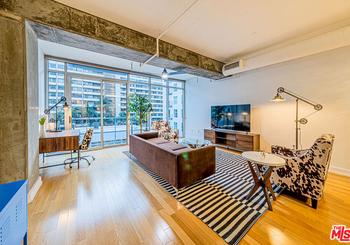 645 W 9th Street Unit: 437