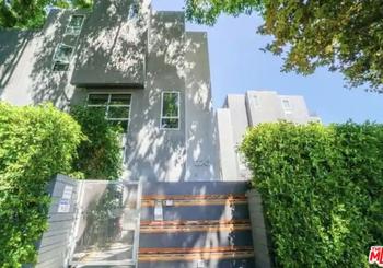 1220 N Orange Grove Ave Avenue Unit: 6