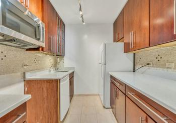 7004 Blvd East Unit: 38G