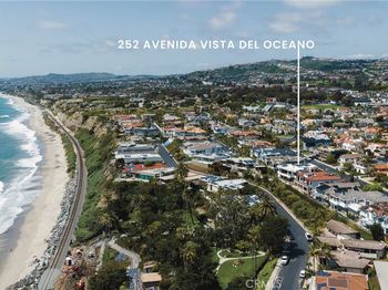 252 Avenida Vista Del Oceano