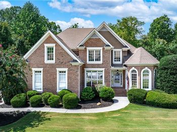 226 Crescent Moon