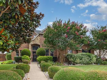 341 Greenfield